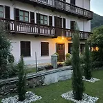 Dimora Fiorita Junior My Casa di campagna Varallo