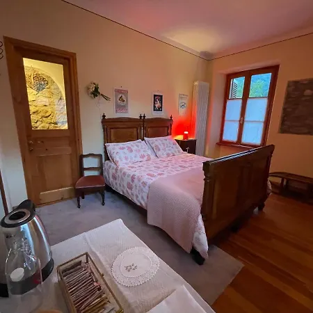 Dimora Fiorita Junior My Country house *