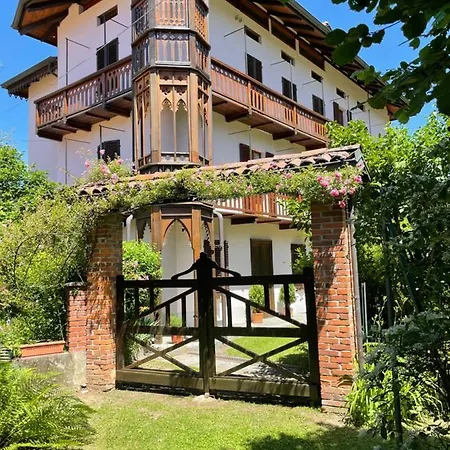 Dimora Fiorita Junior My Country house *