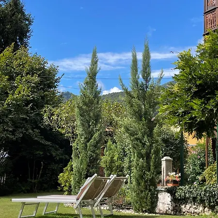 Dimora Fiorita Junior My Varallo